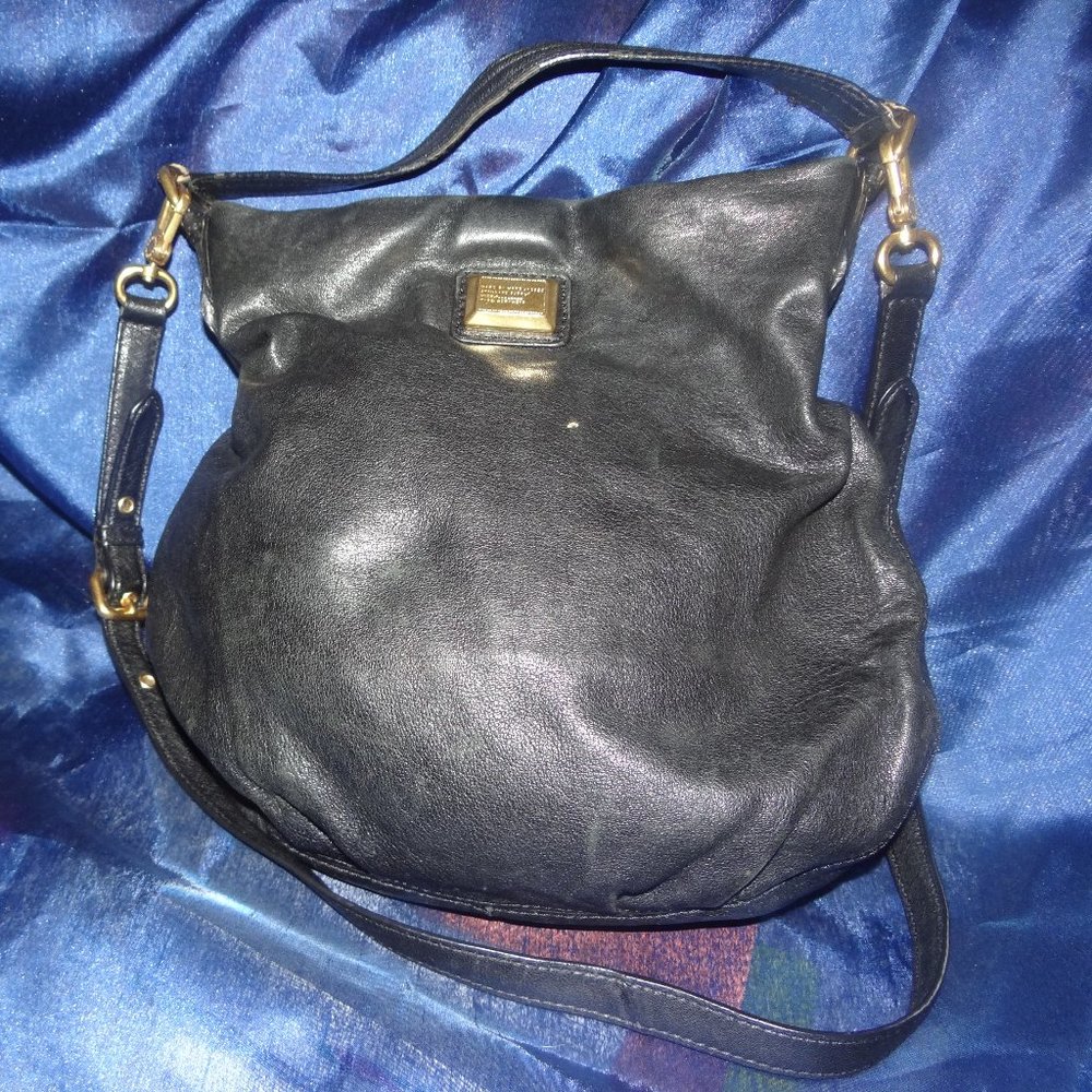 Black Leather Marc Jacobs Workwear Scoop Bag with Red/Purple Silk Design Liner